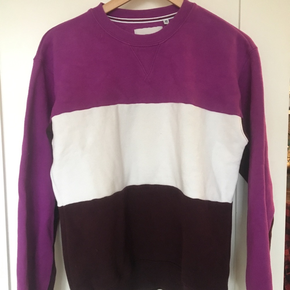TNA Sweatshirt
